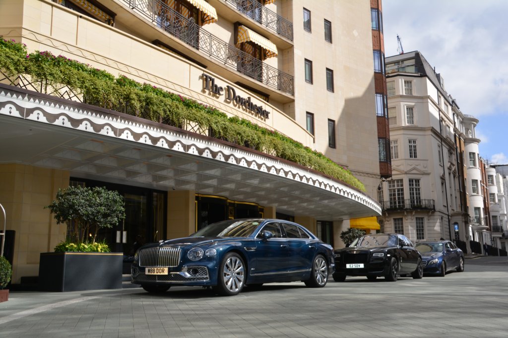 Bentley hire with chauffeur London 