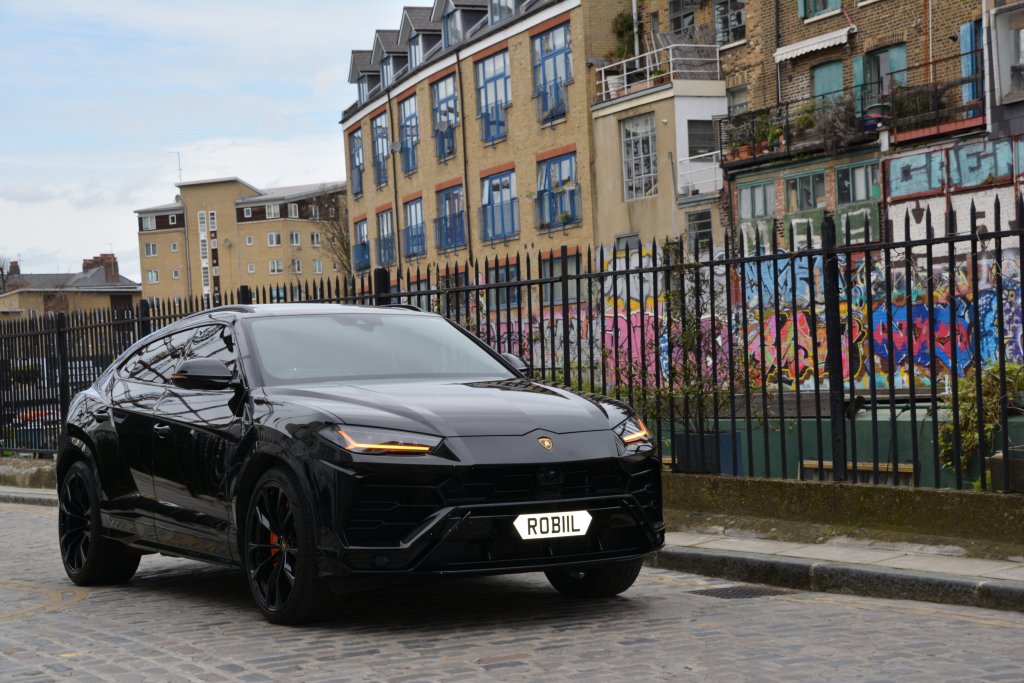 Lamborghini Urus hire Essex